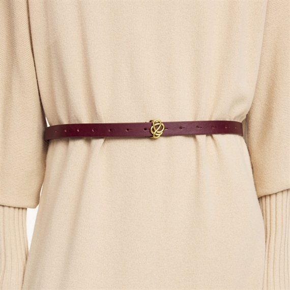 By Malene Birger Ouma Bælte, Cabernet